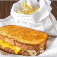 Jalapeno Popper Grilled Cheese