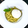 Spaghetti pesto